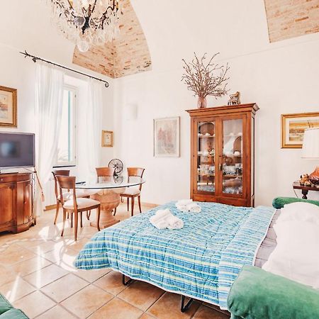 Appartamento Fronte Mare A Ospedaletti By Wonderful Italy Dış mekan fotoğraf